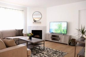 HEART OF WEST HOLLYWOOD MODERN SUITE 2 BEDROOM 2 BATH